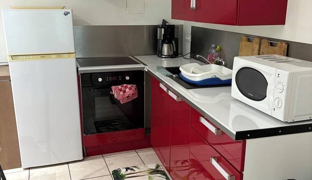 Quiet 4-person apartment