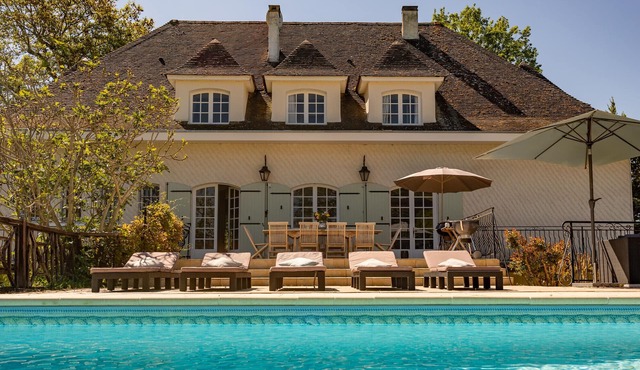 Quiet 50's cottage - 12 p. - Private park & pool