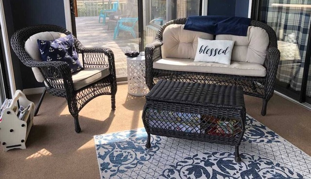 Quiet 9-Acres with Expansive Lake View