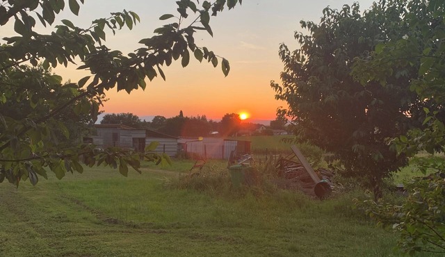 Quiet accommodation, ideal for families with children 2000 m2 plot for relaxing play