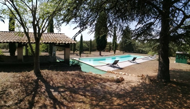 Quiet, air-conditioned accommodation in the Verdon regional park
