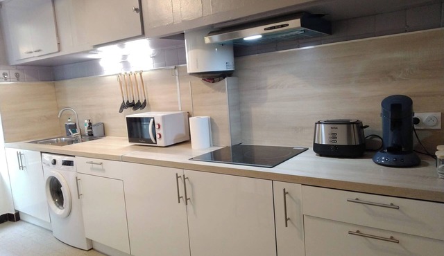 Quiet and central apartment in NARBONNE (Occitanie) Furnished accommodation Classified 2*.