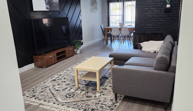 Quiet and Clean Home near Downtown Homewood with Private Backyard!