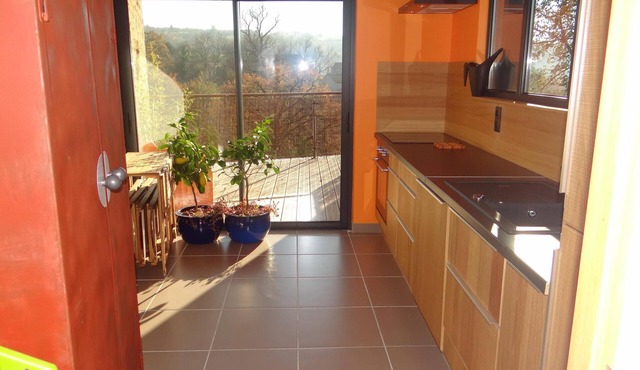 Quiet and comfortable house overlooking the Lot valley, large Figeac