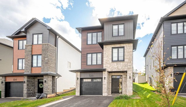 Quiet and Convenient Retreat