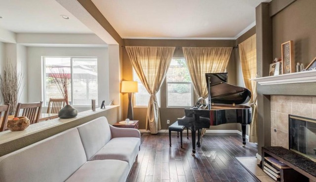 Quiet and Cozy Guest Rooms with Private Bathrooms