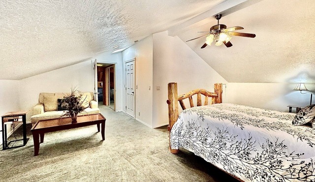Quiet and family friendly 3-bedroom house with WiFi in Big Bear near slopes
