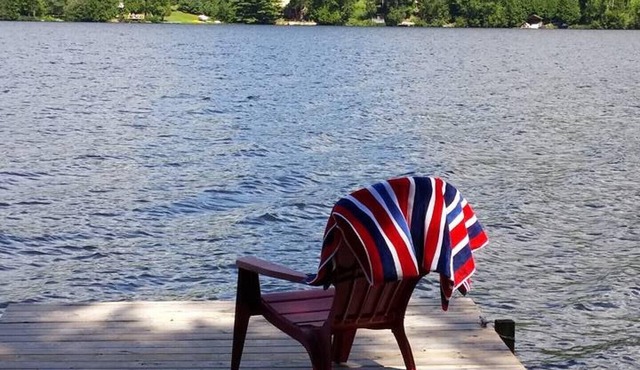 Quiet and Prestine Four Mile Bay Family Cottage