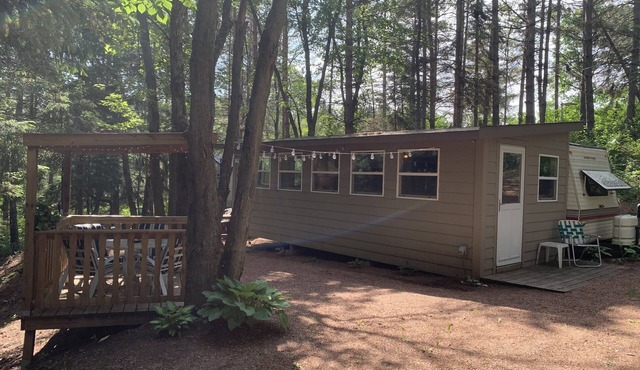 Quiet and Secluded CamperCabin at Camp Northern Lights