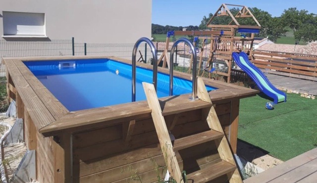 Quiet and sunny detached house