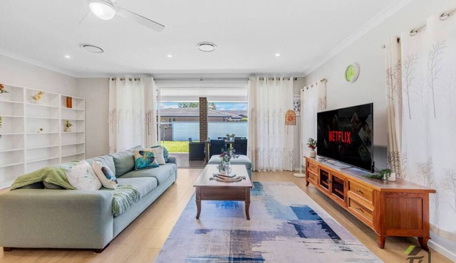 Quiet and warm 4 Bedrooms in Hornsby