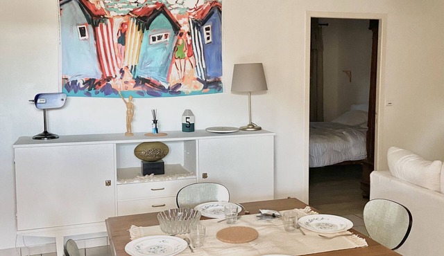 Quiet apartment with pool 5 minutes from the lake