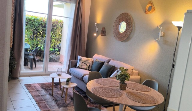 Quiet apartment 5 minutes from Beaune, swimming pool, sauna, near golf course