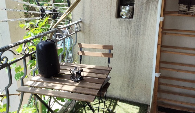 Quiet apartment at the foot of the Luberon