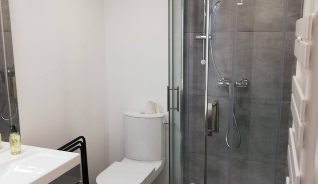 Quiet apartment close to amenities