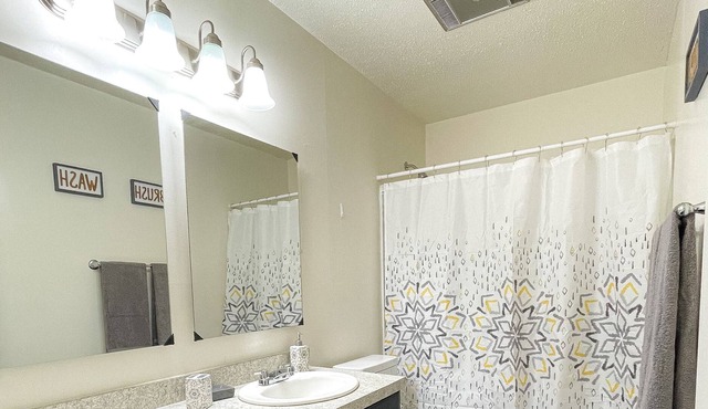 Quiet Apartment Close to ENMU