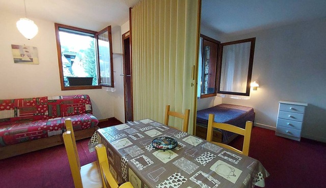 Quiet apartment in Valmorel, pets allowed, 5 people