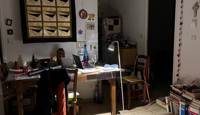 Quiet apartment, Intermarché 500m away. Close to historic sites. Dream vacation