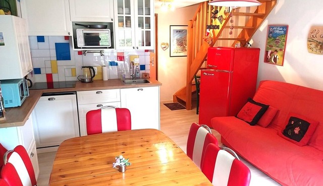 Quiet apartment with balcony and kitchenette - 3 rooms