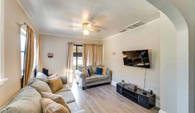 Quiet Apt: Walk to Daytona Beach + Water Park!