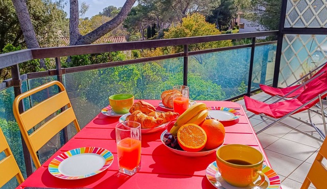 Quiet, Beaches 900 m, Nice Terrace, Air-condition