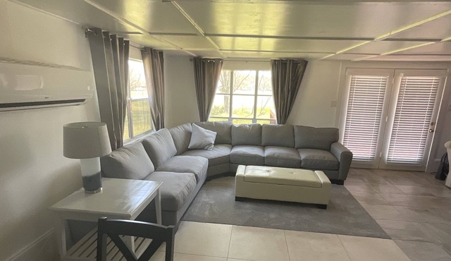Quiet Bungalow and Pet Friendly with a view of the lake