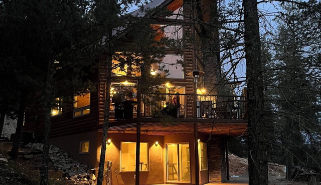Quiet Cabin in the Sacramentos. A place of solitude, not far from Cloudcroft.