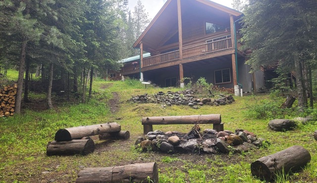 Quiet Cabin nested in the Many Lakes area near Bigfork and Kalispell