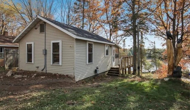 Quiet cabin on Moose Lake in Hayward, Wisconsin.