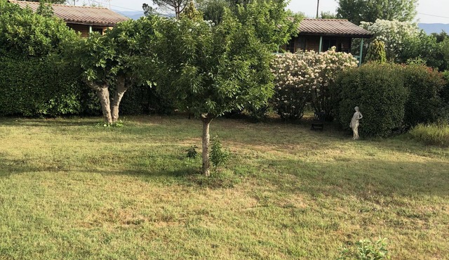 Quiet chalet 10 minutes from the beach