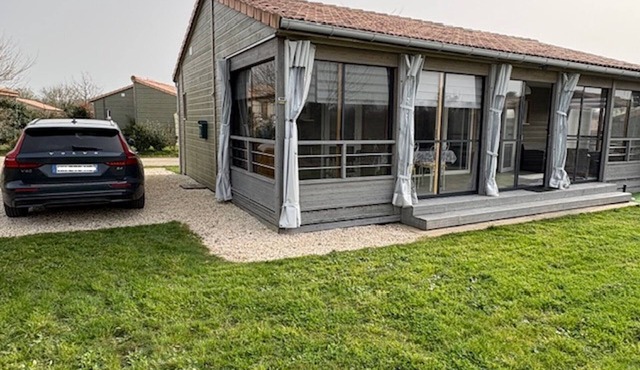 Quiet chalet, AC and WIFI - 6 guests