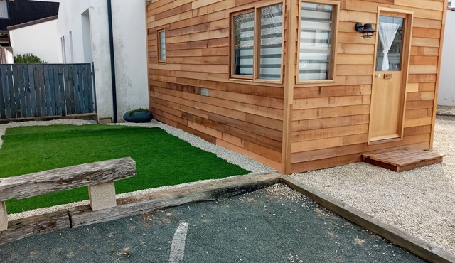 Quiet chalet near sea and beach