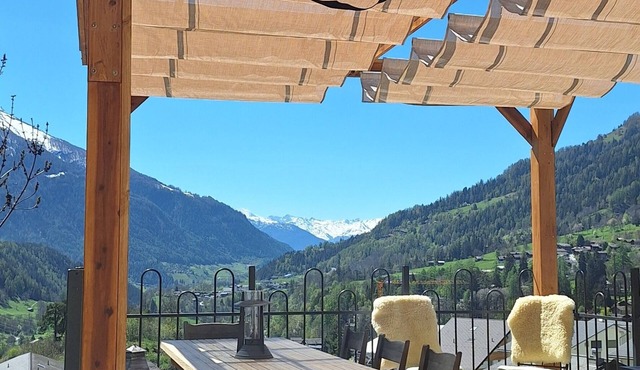Quiet chalet-studio with mountain view & terrace - ideal for enjoyment