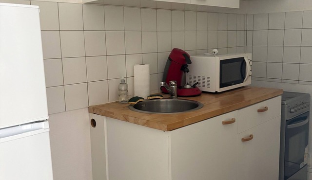 Quiet city center near streetcar direct access circuit