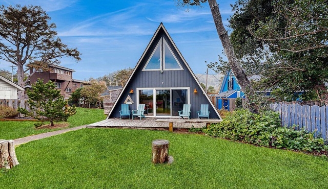 Quiet Coastal Cabin Home with Private Hot Tub Less Than a Block From Beach