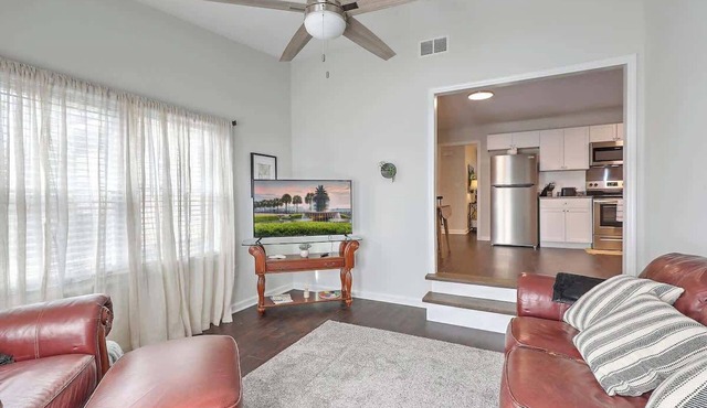 Quiet Comfort | Chas Attractions- Family Friendly