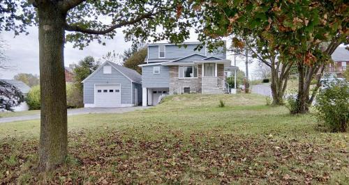 Quiet Comfort Near the Heart of Johnstown home