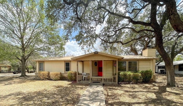 Quiet & Comfortable Home on Fort Clark Springs Golf Corse