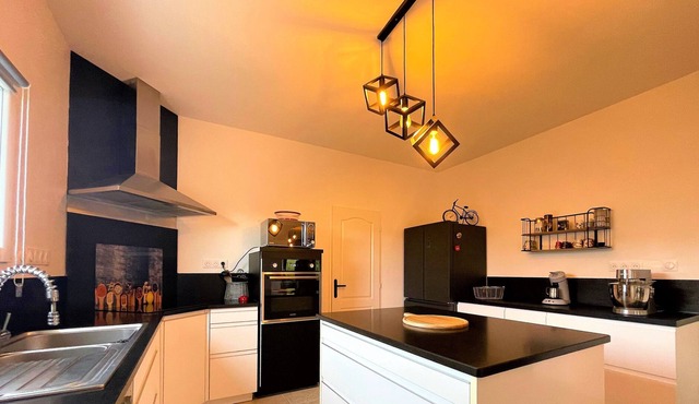 Quiet comfortable villa