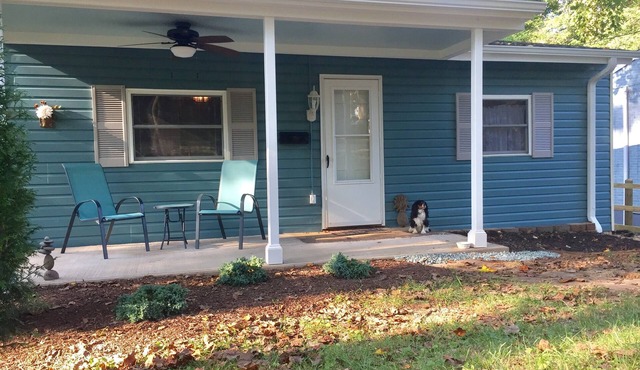 Quiet Comfy Cottage - Super Clean - Equipped for Comfort and Enjoyment!