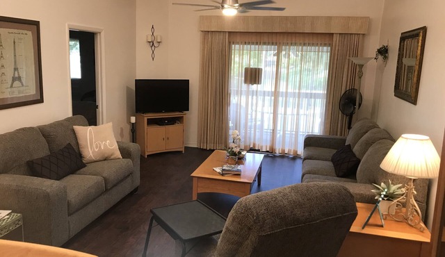 Quiet Condo Near Orlando Airport: Easy Access to Orlando Fun Spots!
