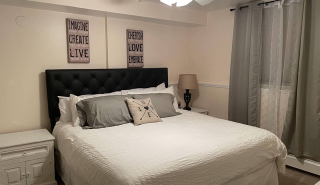 Quiet Condo Near Hospital