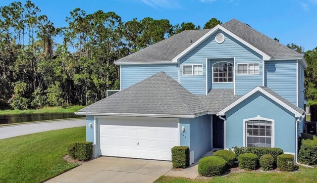 Quiet, corner lot home, smart TV in all bedrooms, heatable Pool & Hot Tub