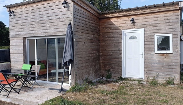 Quiet cottage near the sea