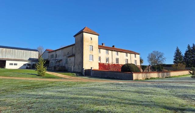 Quiet cottage, 4 bedrooms, private terrace, linens included - Germonville