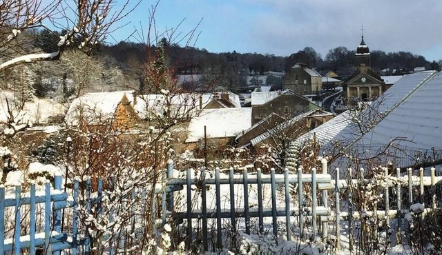 Quiet cottage with private garden, pets welcome, WiFi