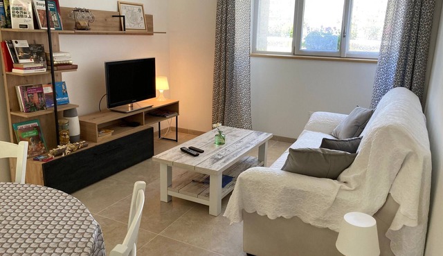 Quiet cottage with garden and wifi in Saint-Doulchard