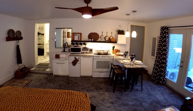 Quiet Cottage with Best Beach on South Lindstrom Lake