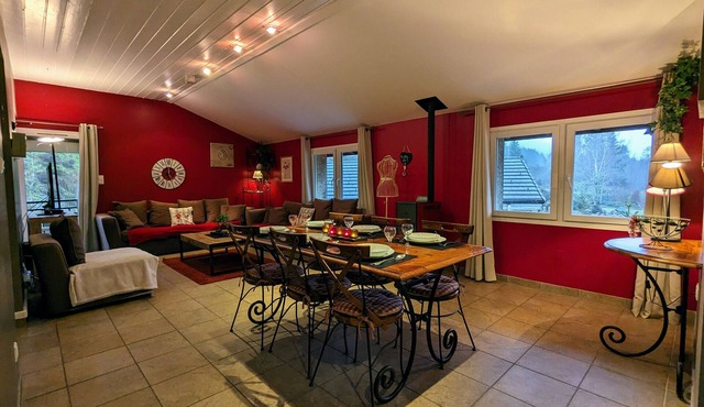 Quiet cottage with zen garden, pool and hiking in the Vosges Park