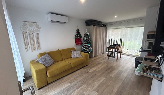 Quiet country apartment with Clim